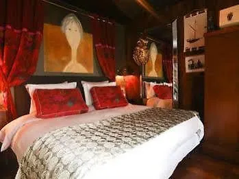 לינה וארוחת בוקר Sweethome Lacroute&buffet Maison D'hotes & *